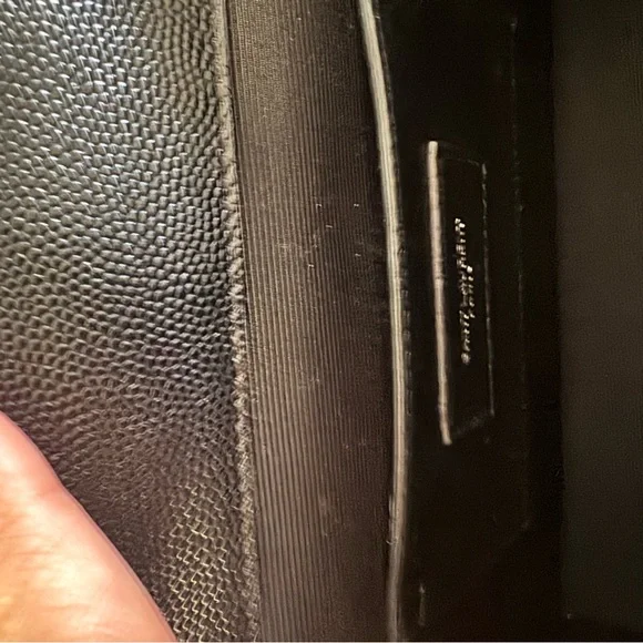 Saint Laurent Black Medium Quilted Leather Shoulder Bag - Picture 9 of 11